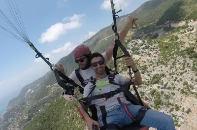 Parasailing in Alanya: Tandem flight over the Turkish Riviera