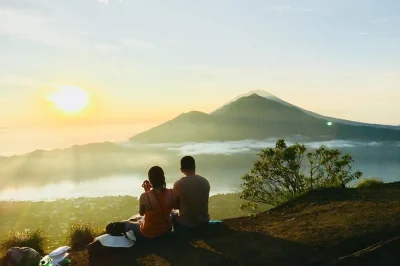 Wake up early for a mount batur sunrise trek from bali, guided hike with volcanic steam breakfast, crater rim walk, and hotel pickup included for a smooth start.