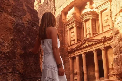 Full-day private tour from amman to petra. explore the siq, treasury, djinn blocks, and more with a local driver in a luxury car. book your adventure now.