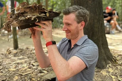 Découvrez les tunnels de cu chi, dégustez les fruits du mékong et naviguez dans les villages au bord du fleuve, avec prise en charge à l’hôtel et guide local depuis ho chi minh ville.