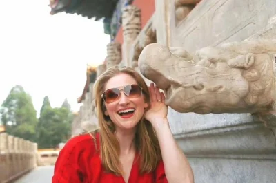 Step through beijing’s forbidden city with a local guide, explore tiananmen square, and enjoy flexible tour options—includes pickup, entry tickets, and lunch upgrade.