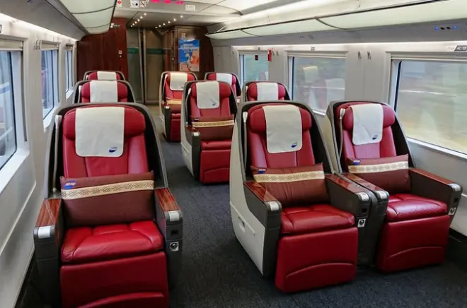 Hangzhou Day Trip from Shanghai: Private Bullet Train Tour