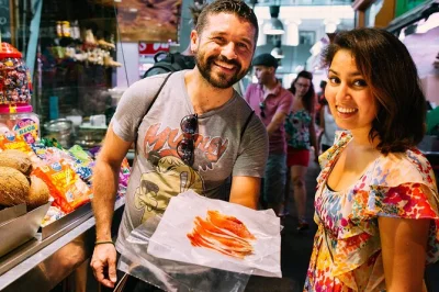 Follow a local through barcelona’s vibrant markets, try pintxos and churros, and get city stories between bites. private tour includes tastings and flexible options.