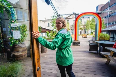 Sample scottish flavors on a guided edinburgh food & drink tour. walk the royal mile, old town, and grassmarket with tastings at local spots. includes meal.