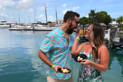 Découvrez les fruits de mer de key west, le sandwich cubain et la fameuse tarte au citron vert lors d’une visite guidée à pied avec dégustations. petit groupe, arrêts gourmands et recettes incl