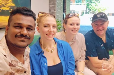 Explore kochi de tuk-tuk: veja as redes de pesca chinesas, palácio mattancherry, jew town e muito mais, com paradas escondidas e transporte local incluso.