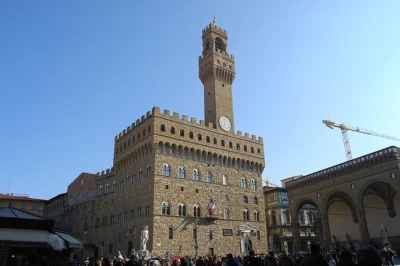 Conheça o palazzo vecchio em florença com guia local, pule a fila e descubra as histórias dos medici em 90 minutos. ingresso incluso.
