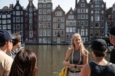 Scopri amsterdam con una guida locale, assaggia i biscotti olandesi e ascolta storie autentiche di libertà, arte e sopravvivenza. include mappe, foto e curiosità uniche.