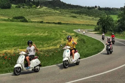 Sinta a liberdade de um passeio de vespa pelo chianti, prove vinhos e azeites em uma villa na toscana e desfrute de um almoço típico. inclui traslado de florença e guia especializado.