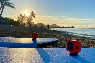 Oahu: aula de surf longe da multidão de waikiki, só dois alunos por turma. pegue mais ondas, receba vídeos gopro, tudo incluso—reserva fácil.