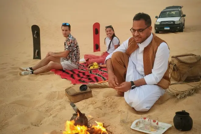 Safari a Siwa: Sandboarding, sorgenti termali e tramonto nel deserto