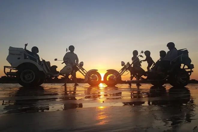 2hr Broome Trike Discovery Tour: Cable Beach & Peninsula