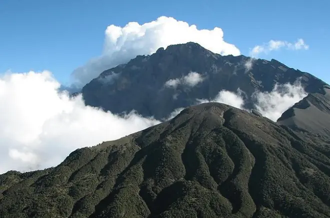 Ascension du mont Meru en 4 jours depuis Arusha : Sommet Socialist Peak