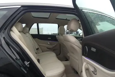 Ravenna Hotels to Port Transfer: Private car for up to 8