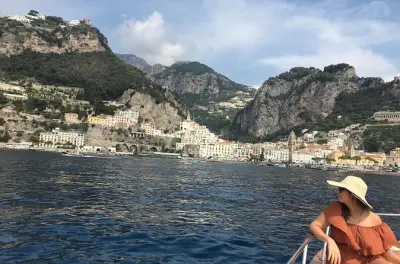 Privates Boot mit Kapitän zum Schnorcheln bei Positano und Amalfi