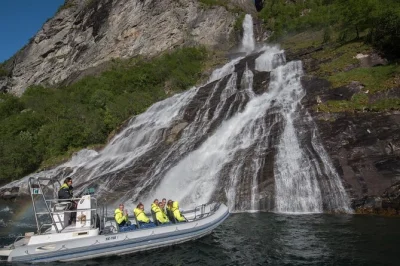 Feel the spray of geirangerfjord’s waterfalls on a high-speed rib safari, with live guiding and photo stops. includes life jacket, goggles, and local insights.