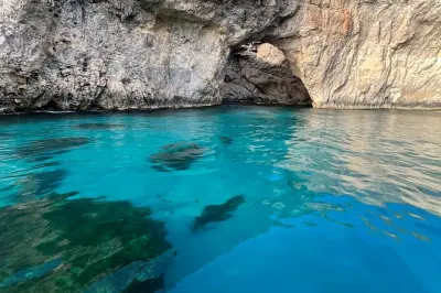 Location privée de bateau : Blue Lagoon, Crystal Lagoon, Comino