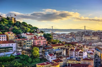 Trade highways for cobbled towns and atlantic breezes on a lisbon to porto private transfer. includes hotel pickup, four scenic stops, and local stories along the way.