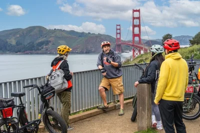 Traversez le golden gate à vélo avec un guide local, de fisherman’s wharf à sausalito. location de vélo, casque et utilisation 24h inclus.