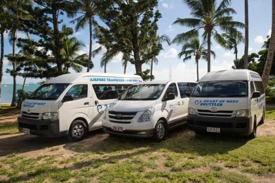 Arrive in airlie beach with a family-run airport transfer from proserpine, including door-to-door pickup, local stories, and help with luggage. easy booking.
