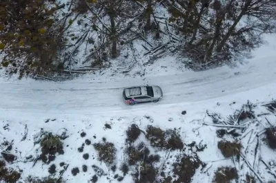 Feel the wild side of ushuaia in a 4wd lakes tour, with forest trails, local lunch by lake fagnano, and pickup included. real fuegian barbecue and stories await.