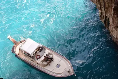 Capri depuis Positano en petit groupe avec arrêts baignade