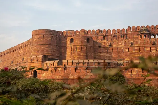 2-Tage Taj Mahal Tour ab Pune: Sonnenaufgang & Agra Fort