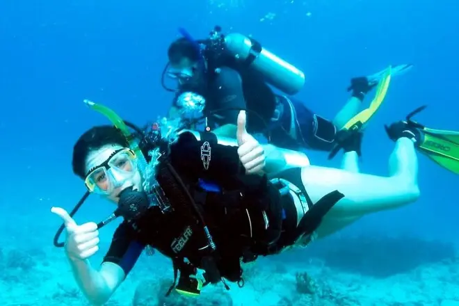 Schnorcheln und Schnuppertauchen in Pattaya: Flacher Riff-Tauchgang