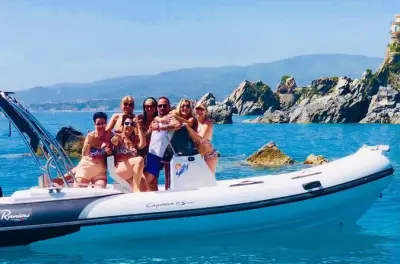 Costa degli Aranci in barca con nuoto e snorkeling in Calabria