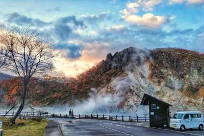Lake Toya y Noboribetsu: Paisajes volcánicos y rancho de osos