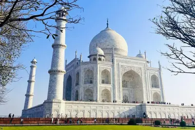 Taj Mahal und Agra Fort Tagesausflug ab Hyderabad: Flüge inklusive