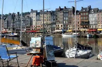 Navetta Le Havre Honfleur: Partenze ogni ora, biglietto giornaliero