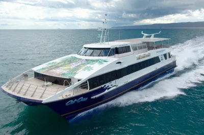 Feel the ocean air on a cat cocos ferry between mahe & praslin. simple booking, flexible schedules, luggage included. collect tickets at the jetty office.