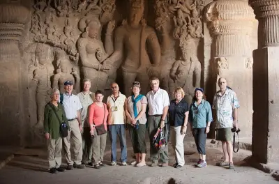 Ajanta- und Ellora-Höhlen ab Mumbai: Flug am selben Tag inklusive