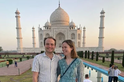 Erlebe den sonnenaufgang am taj mahal, entdecke jaipurs paläste und tauche ein in das bunte treiben von alt-delhi – mit privatem auto, erfahrenen guides und hotelabholung.