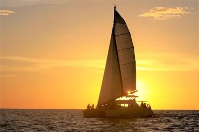 Set sail from playa flamingo for a relaxed catamaran sunset tour with snorkeling, open bar, and hotel pickup. swim, kayak, or just watch for dolphins as the sun dips low.