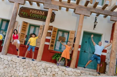 Descubra as ilusões e sensações do xenses park perto de cancún — 15 atividades incríveis, ilusões de ótica, banhos de lama e rios tranquilos. inclui transfer e entrada.