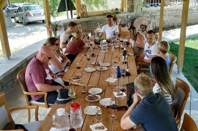 Berat Wine Tasting Tour: Castle, Winery & Village Lunch