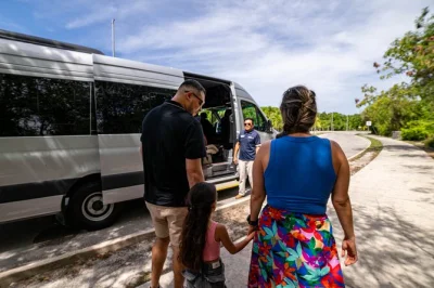 Step off your flight in cancun and ride straight to your hotel in a private, air-conditioned car with snacks, drinks, and a local driver—includes flexible pickup.