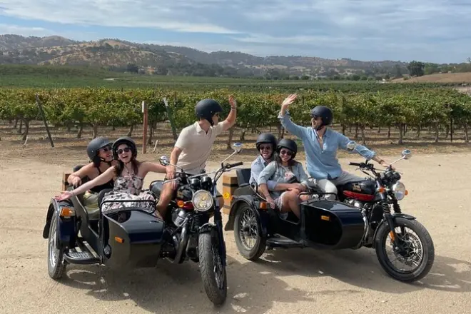 Balade en sidecar à travers les vignobles de San Luis Obispo