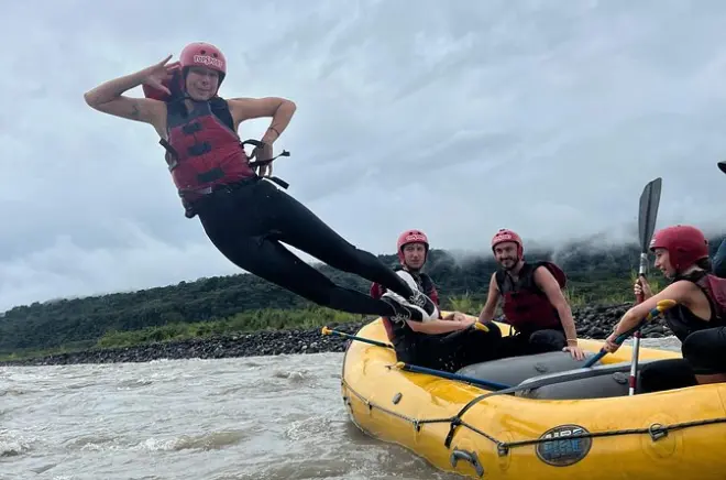 Rafting Pastaza River Level III+ IV: Private trip from Baños