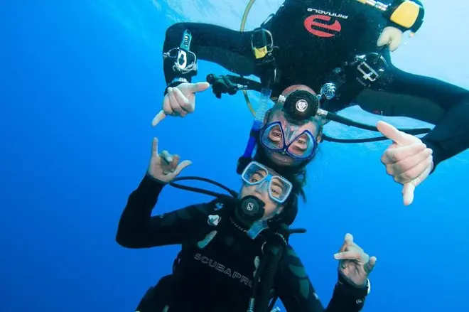 Initiation à la plongée à Tenerife avec une plongée en mer