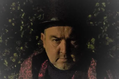 Descubre el lado oscuro de stratford con un tour a pie por los lugares de shakespeare, relatos de fantasmas y su historia más escalofriante—con guía local y ruta circular.