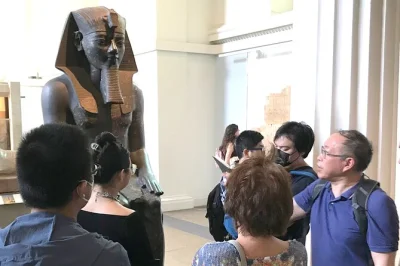 Entdecke im british museum london biblische geschichten an echten artefakten. mit guide, klapphockern, studiennotizen und spannenden zeitlinien-einblicken.