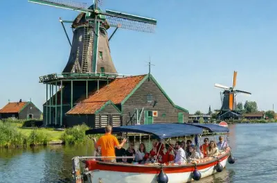 Zaanse Schans Windmühlenfahrt: UNESCO-Mühlen vom Wasser aus