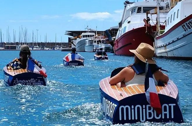 Sète miniboat tour: Royal Canal guided eco-tour
