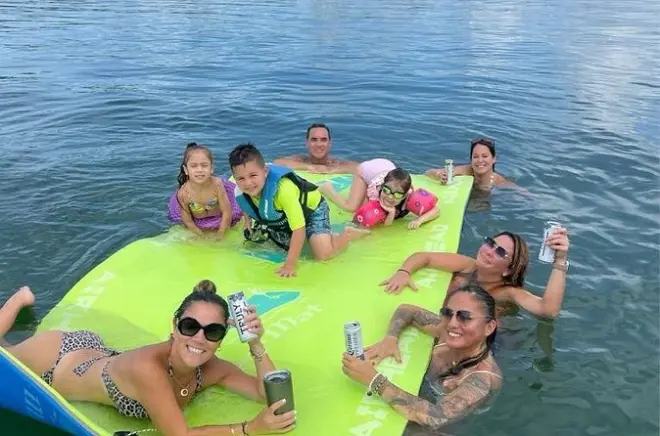Fort Lauderdale Private Yacht Tour: Sandbar & Sunrise Bay
