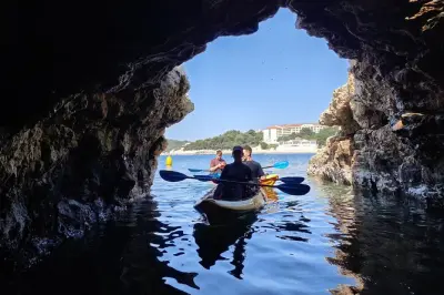 Snorkel en Pula: Kayak por cueva marina y cañón