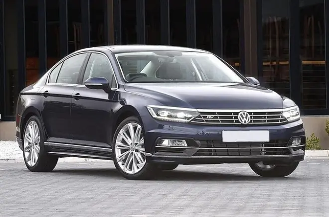 Podgorica to Airport Transfer: Private Sedan with Meet & Greet