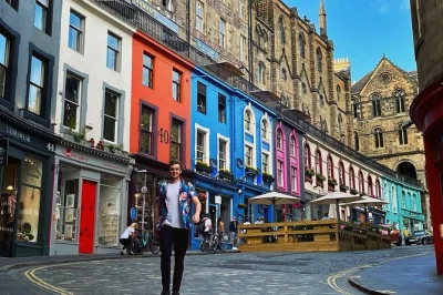 Follow edinburgh’s winding streets with a local, from harry potter inspirations to dark history tales, ending with scottish treats. includes all fees and taxes.